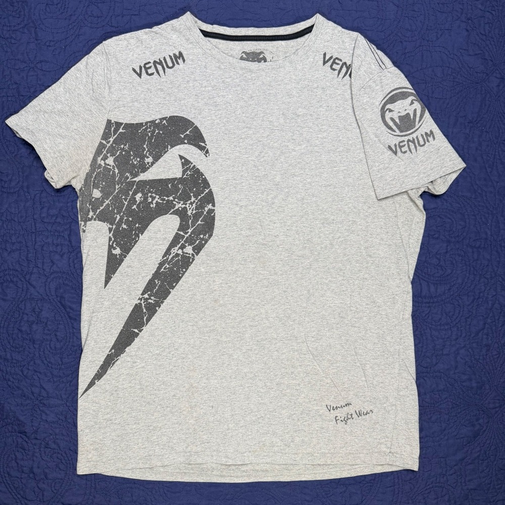 Venum Fight Team MMA Graphic T-Shirt Mens XL Gray Distressed Logo Training Read